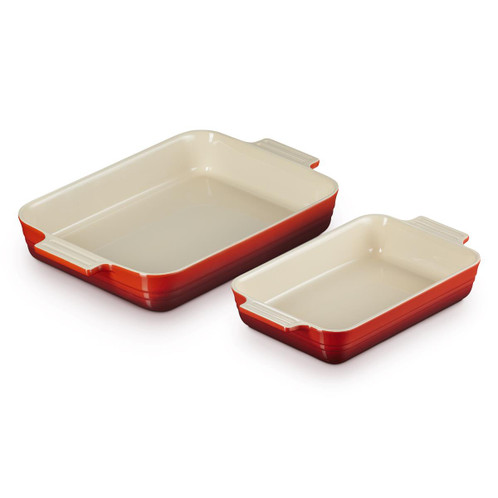 Le Creuset Stoneware Set of 2 Rectangular Dishes in Cerise