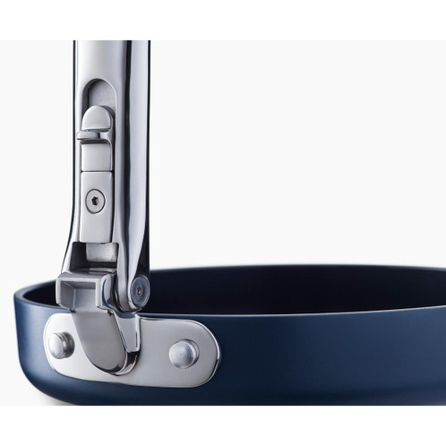 Joseph Joseph Space Frying Pan Non-Stick Handle mechanism