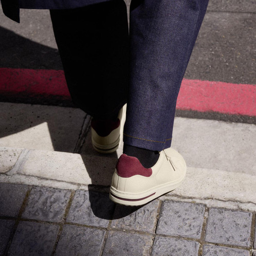 Eggshell/Zinfandel Birkenstock Bend Low Natural Leather Trainers Lifestyle