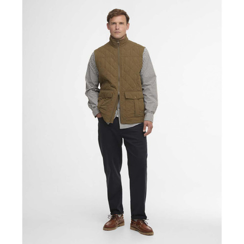 Beech Barbour Mens Sander Quilted Gilet On Model