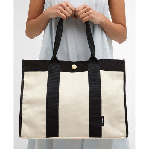 Barbour Selena Large Tote Bag strap