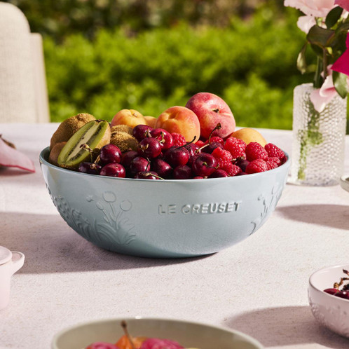 Le Creuset Stoneware Serving Bowl La Jardin Collection seasalt in use