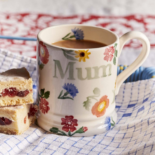 Emma Bridgewater Poppies and Pinks Mum Half Pint Mug Lifestyle