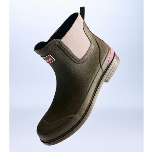 Olive Barbour Womens Abbeyfield Welly lifestyle2