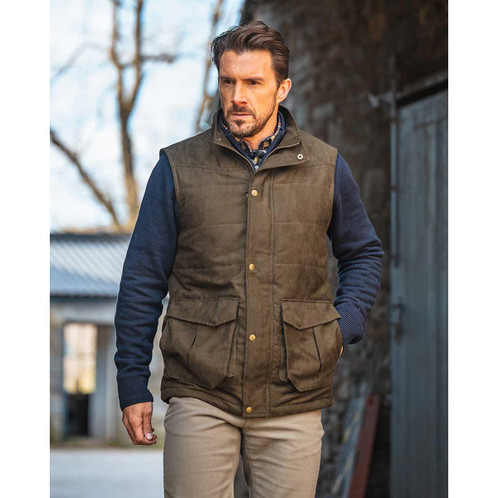Loden Hoggs Of Fife Mens Glenbervie Quilted Gilet Lifestyle 3