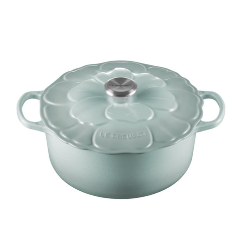 Seasalt Le Creuset 26cm Cast Iron Petal Casserole