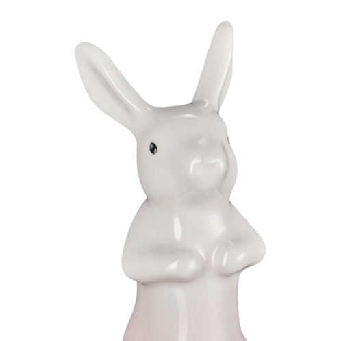 Le Creuset Stoneware Pie Bunny shell pink close up