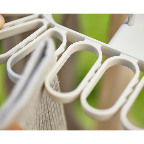 22 pieces Joseph Joseph Petal Quick Grip Laundry Drying Hanger Push Grips