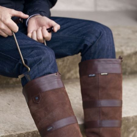 Easily Pull Boots On