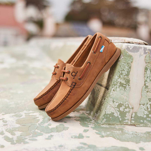 Walnut Chatham Womens Deck Lady II G2 Boat Shoes Lifestyle