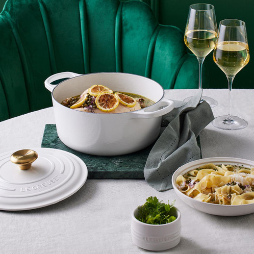 Le Creuset 28cm Cast Iron Round Casserole Dish