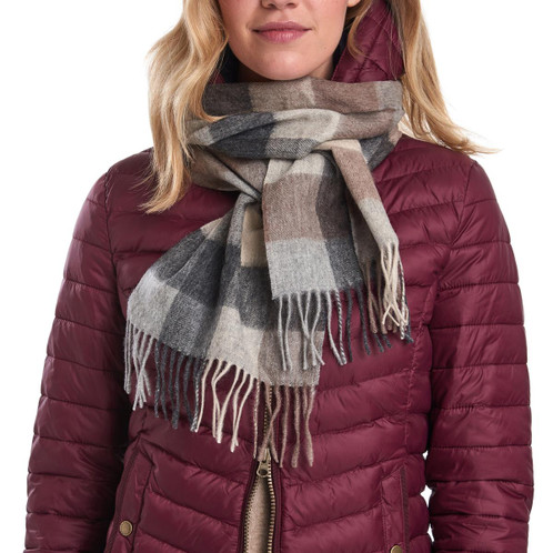 Barbour Unisex Large Tattersall Scarf Lifestyle