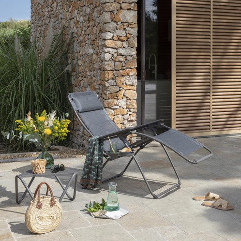 Obsidian Lafuma Futura Batyline DUO Clipped Recliner Lifestyle