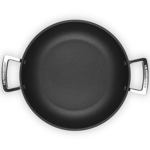 Le Creuset Toughened Non-Stick Shallow Casserole With Glass Lid Interior