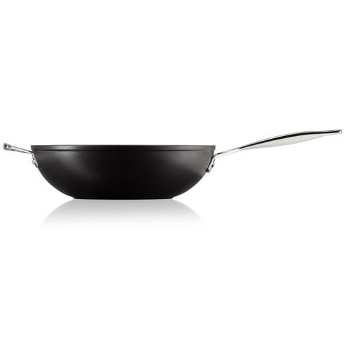 Le Creuset Toughened Non-Stick 30cm Stir-Fry Pan Side