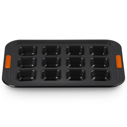 Le Creuset Toughened Non-stick 12 Cup Brownie Tray