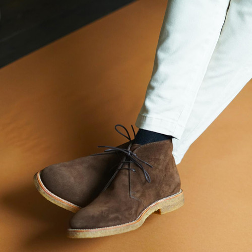Brown Suede Loake Mens Rivington Chukka Boots Lifestyle