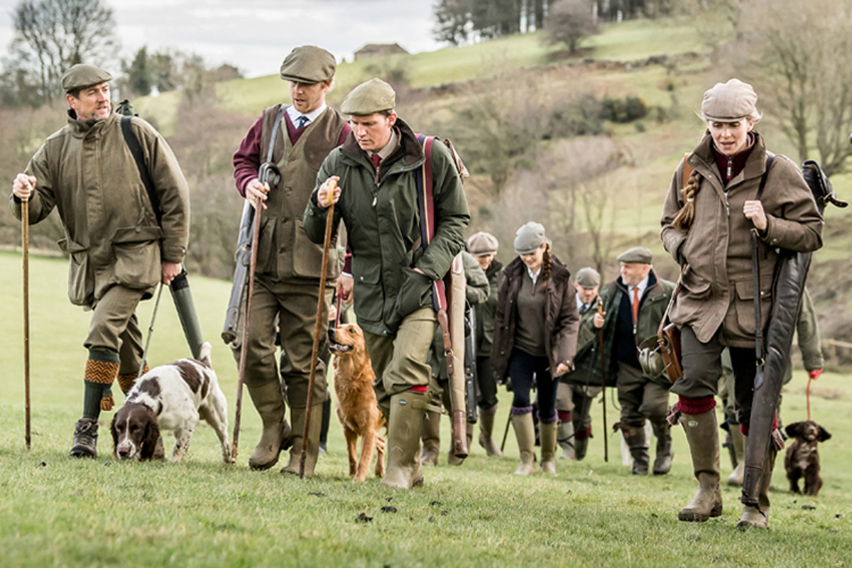 Find out more about the pros and cons for shooting Wellington boots and stalking boots in our buyer's guide to the best shooting boots for the shooting field. We look at the specific features for the different types of shooting boots so you can choose the best shooting boots for a day in the field.