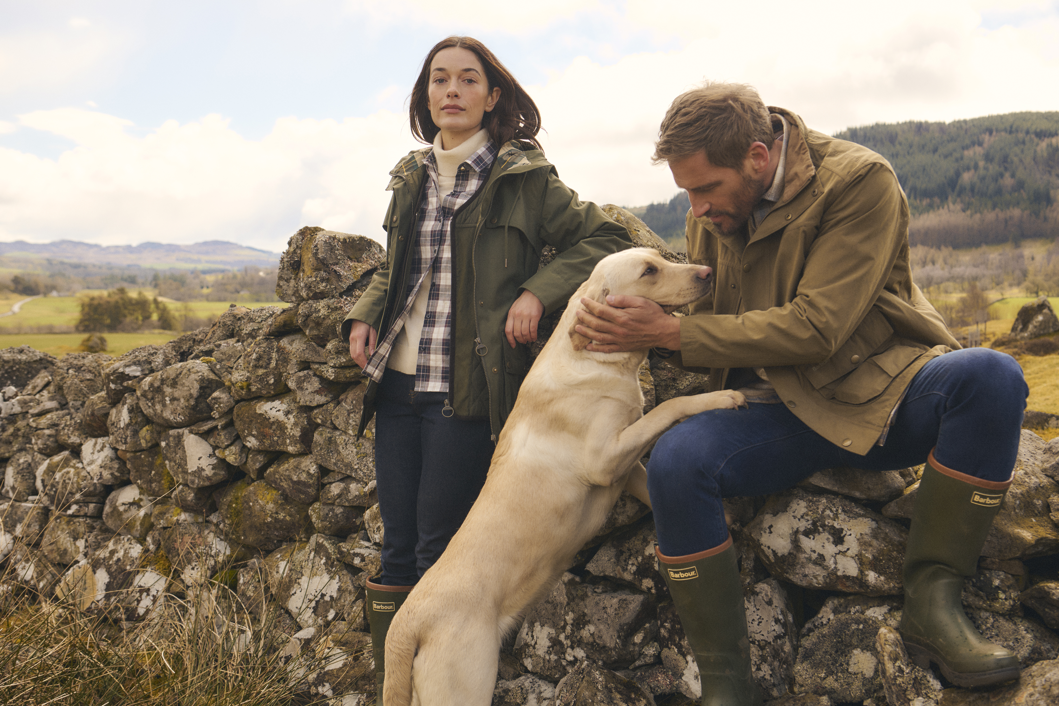 20 Dog Walking Essentials You Need for Walkies