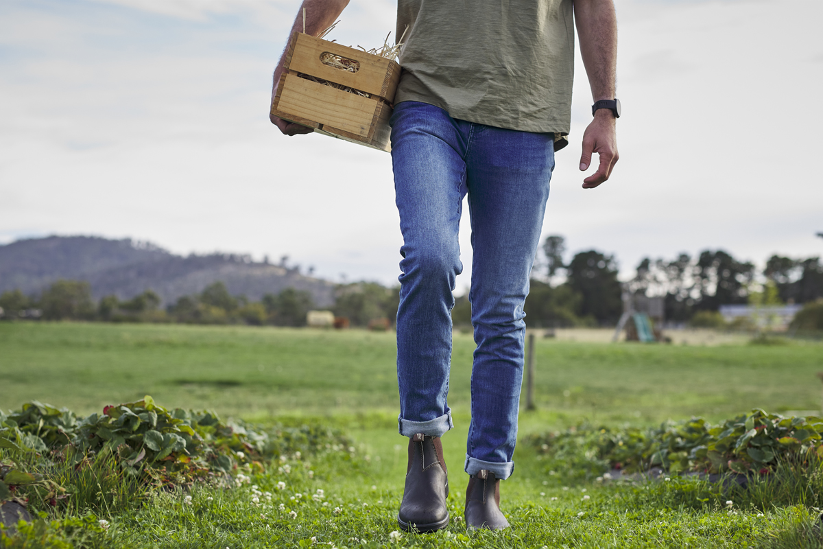 The Best Gardening Outfits and Clothing