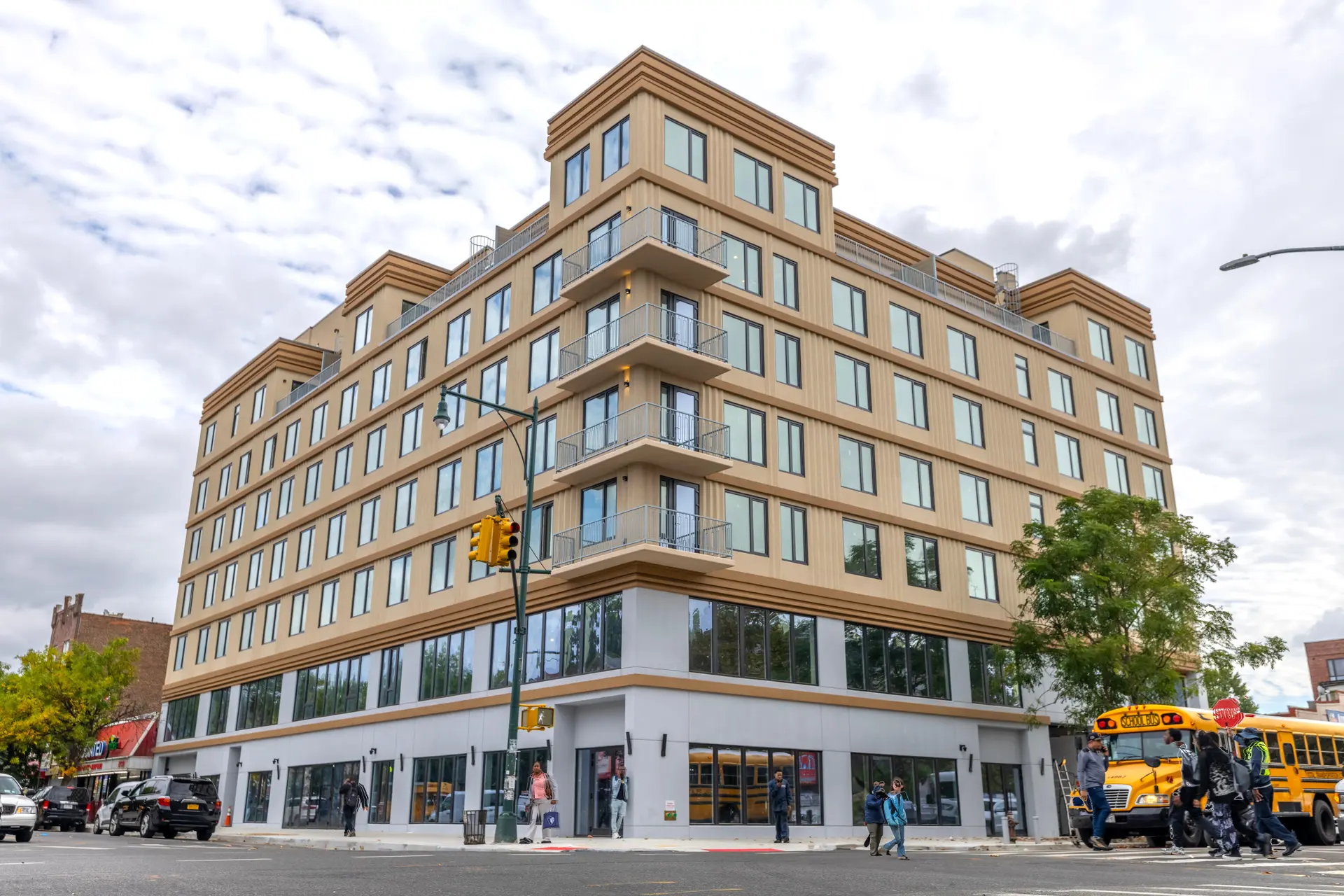 2718 Church Ave (Ralph MB)