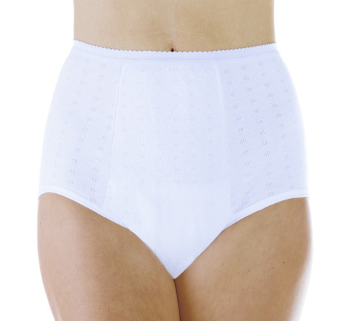 Lace Trim Panties - Wearever L10 - Regular Absorbency