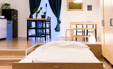 STUDIO APARMENT