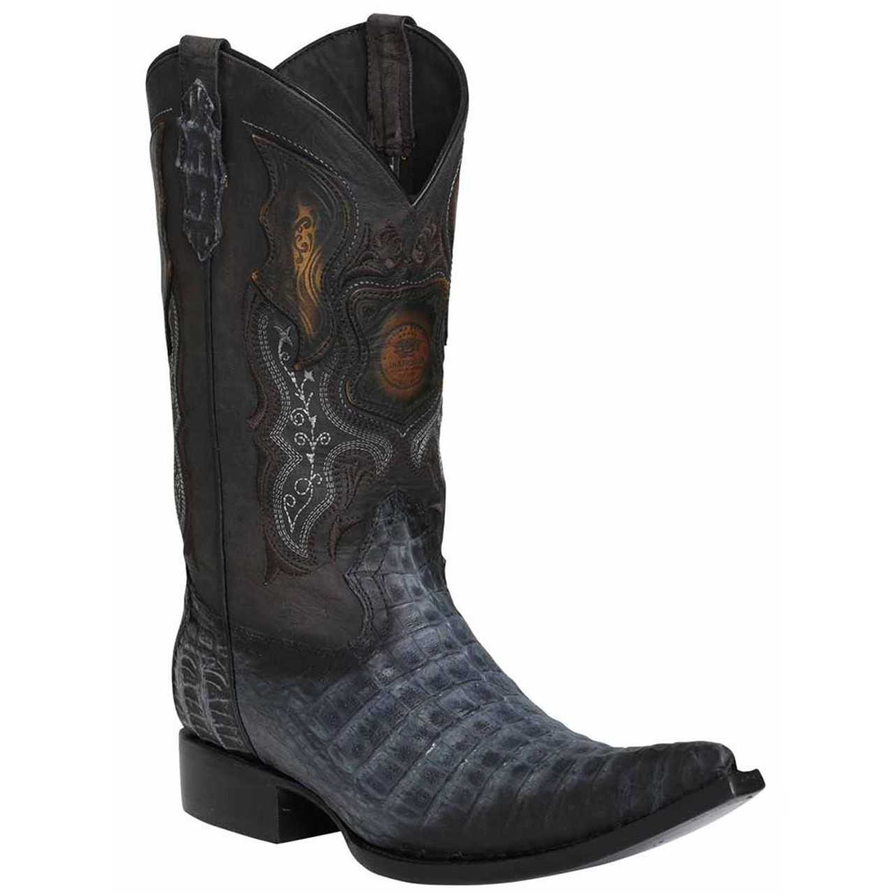 pointy cowboy boots