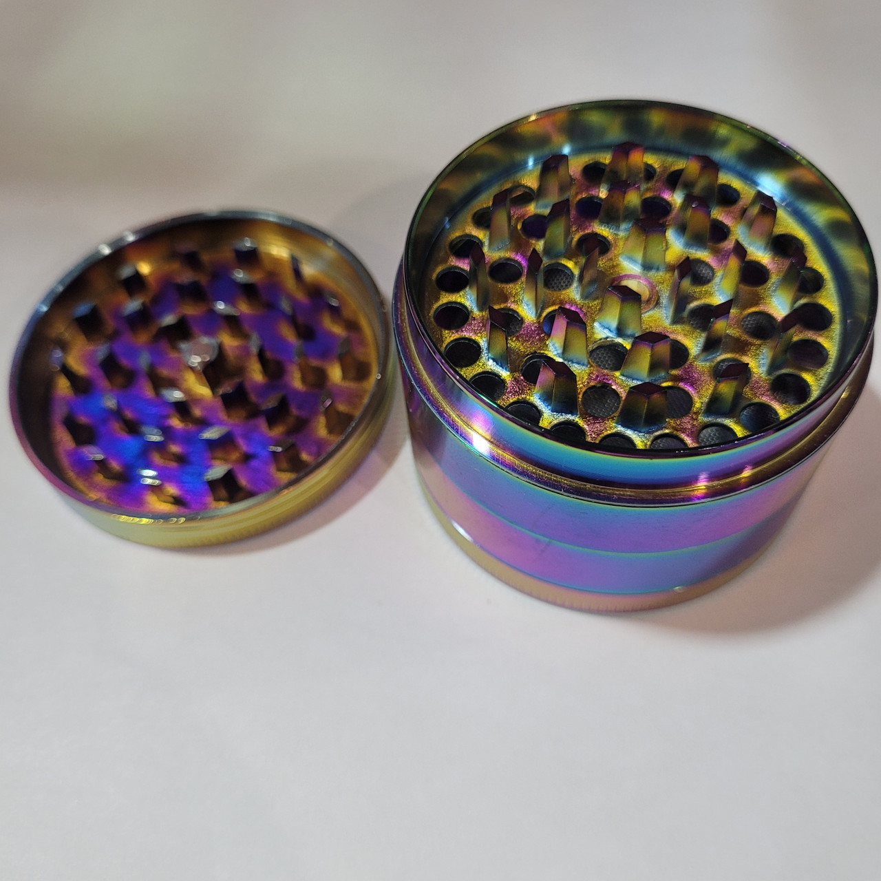 Beamer Full Color Grinder (2.5")
