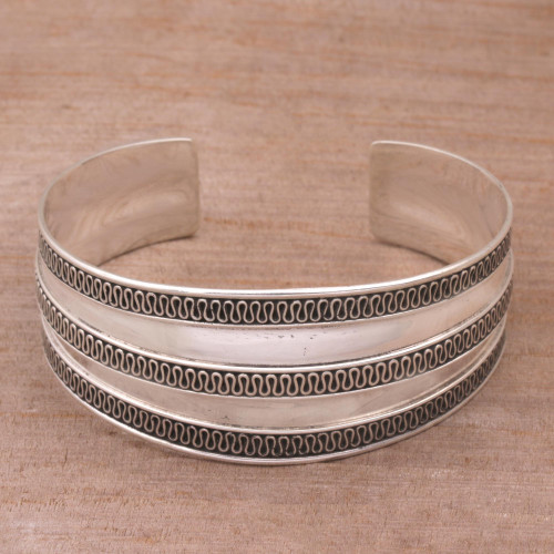 Modern Sterling Silver Cuff Bracelet 'Balinese Ruffles'