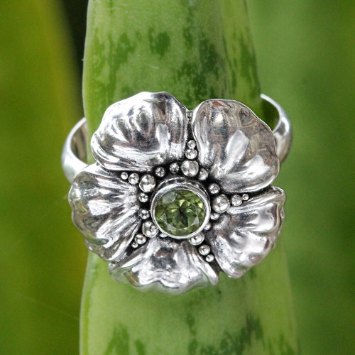 Handcrafted Balinese Peridot Flower Ring 'Hibiscus'