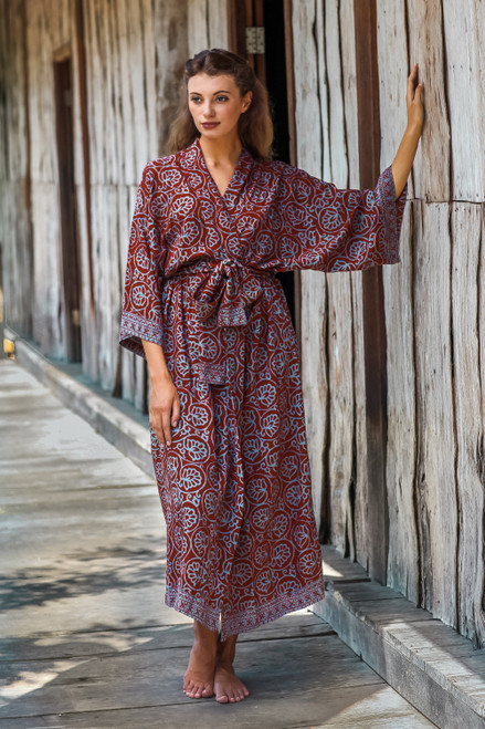 Women's Grey and Burgundy Hand Stamped Batik Belted  Robe 'Morning Aster'