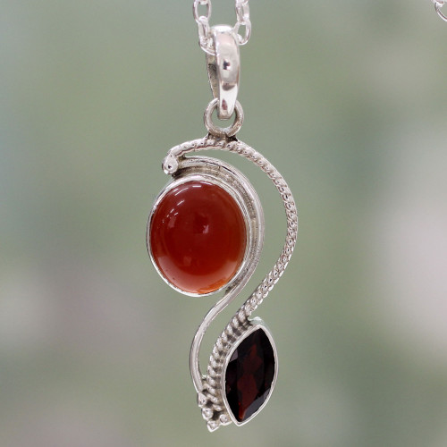 India Modern Handcrafted Carnelian and Garnet Necklace 'Colorful Curves'