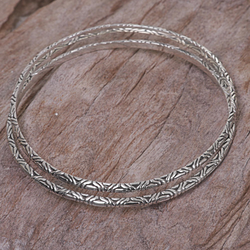 Two 925 Sterling Silver Handmade Engraved Bangles from Bali 'Indonesian Moon'