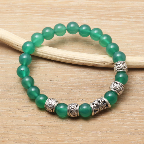 Hand Crafted Green Agate Beaded Stretch Bracelet from Bali 'Verdant Flourish'