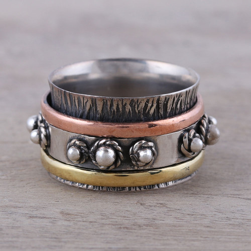 Handcrafted Sterling Silver Spinner Ring from India 'Classic Bloom'
