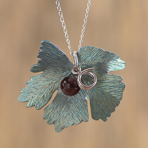 Leaf Motif Agate Pendant Necklace from Mexico 'Vine'