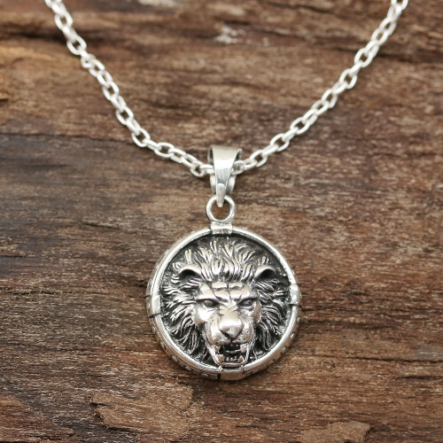 Sterling Silver Lion Pendant Necklace from India 'Lion Frame'