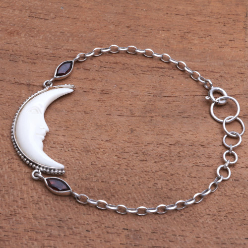 Crescent Moon Garnet Pendant Bracelet 'Happy Crescent'