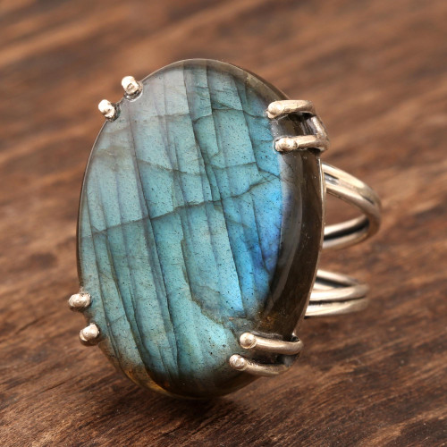 Labradorite and Sterling Silver Cocktail Ring 'True Class'