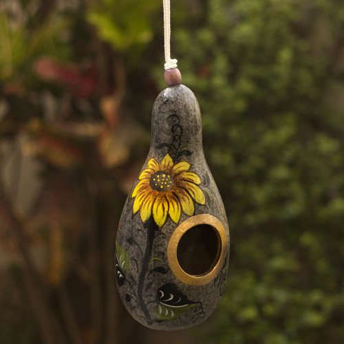 Sunflower Motif Dried Gourd Birdhouse 'Sunflower and Earth'