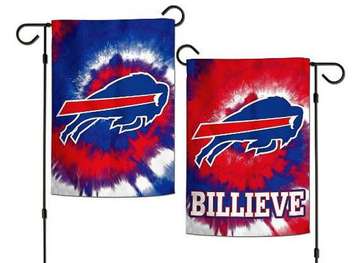 This 12 1/2" x 18" Garden Flag is the premium option for your Home, Fan Cave, or anywhere you want to display your team pride.

Vibrant Colors & Graphics
For Indoor Or Outdoor Use
2-Sided Flag
Officially Licensed Product
Flag Stand Not Included!