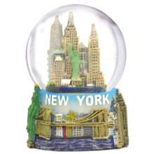 Skylines & Statue of liberty #227 45mm New York City Snow Globe 2.5 Inch Skylines & Statue of liberty #227 45mm New York City Snow Globe 2.5 Inch