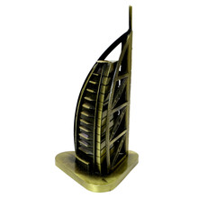 statue-dubai-burj-al-arab-