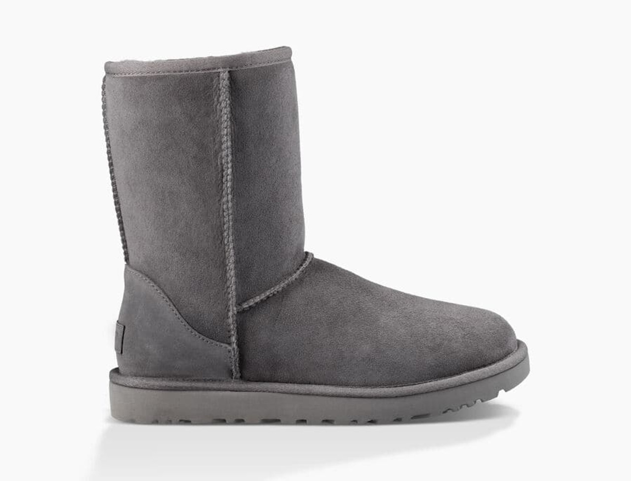 UGG CLASSIC SHORT II BOOT