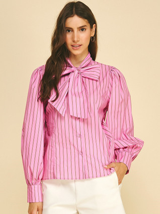 PINCH STRIPE BOW NECK TIE SHIRT