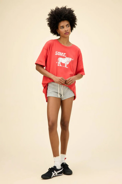 DAYDREAMER SOME BULL MERCH TEE
