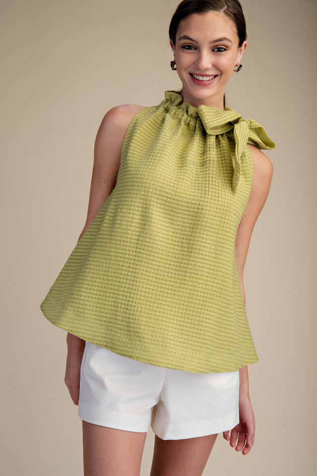 GLAM RUFFLE NECK TIE TOP