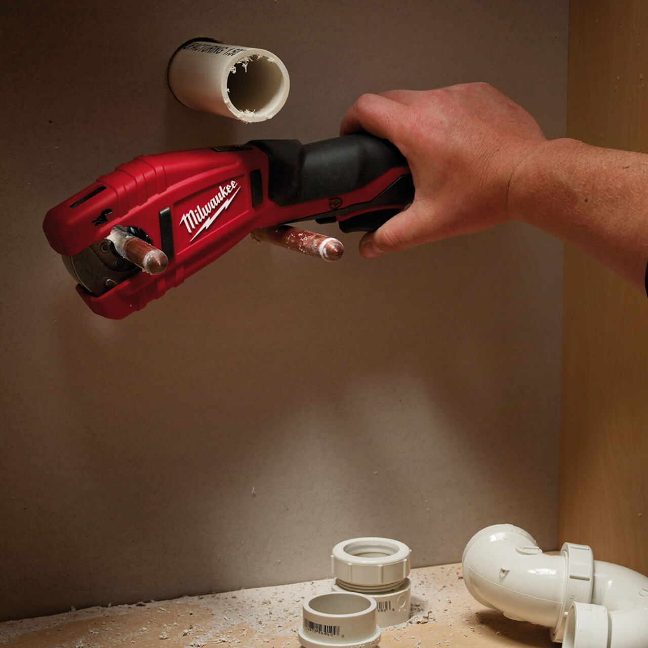 Milwaukee M12 Cordless Copper Pipe Cutter Skin Only