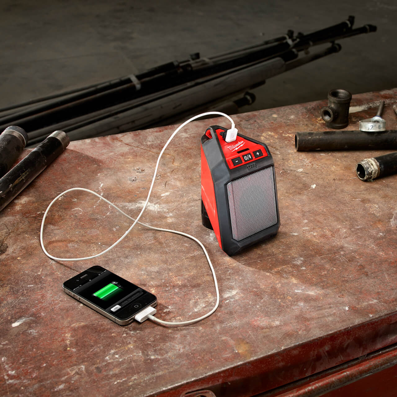 Milwaukee M12 Cordless Wireless Jobsite Speaker Skin Only Milwaukee M12 Cordless Wireless Jobsite Speaker Skin Only